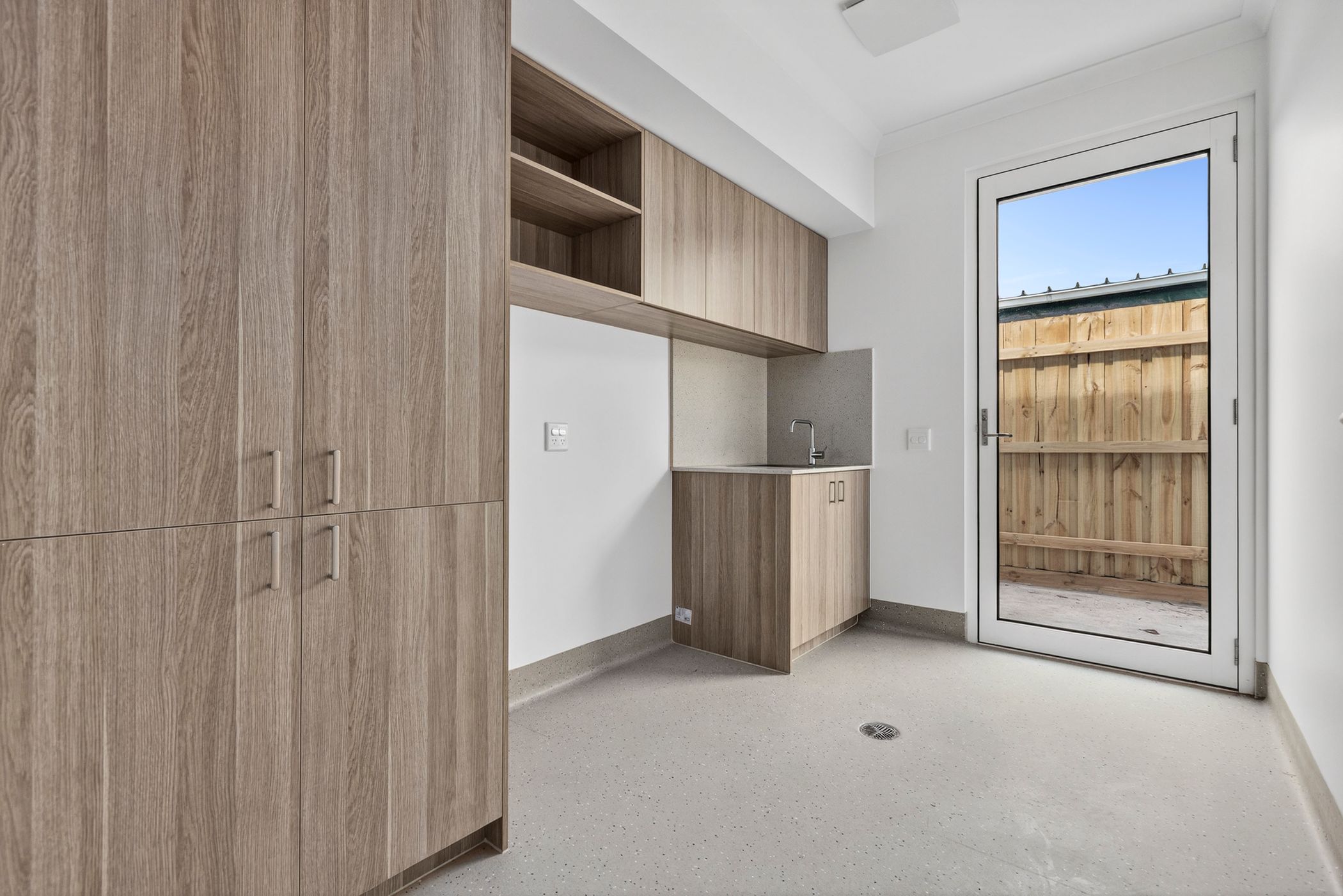 Ti-Tree Crescent, Seaford — Home image 5
