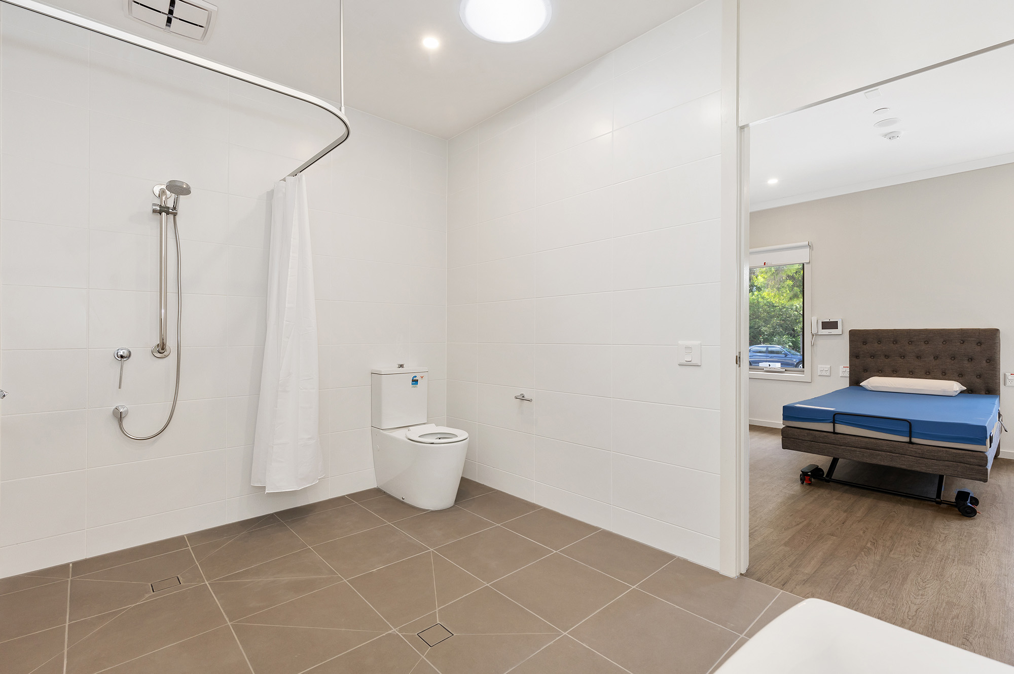 Superbly located in Knoxfield! — Home image 17