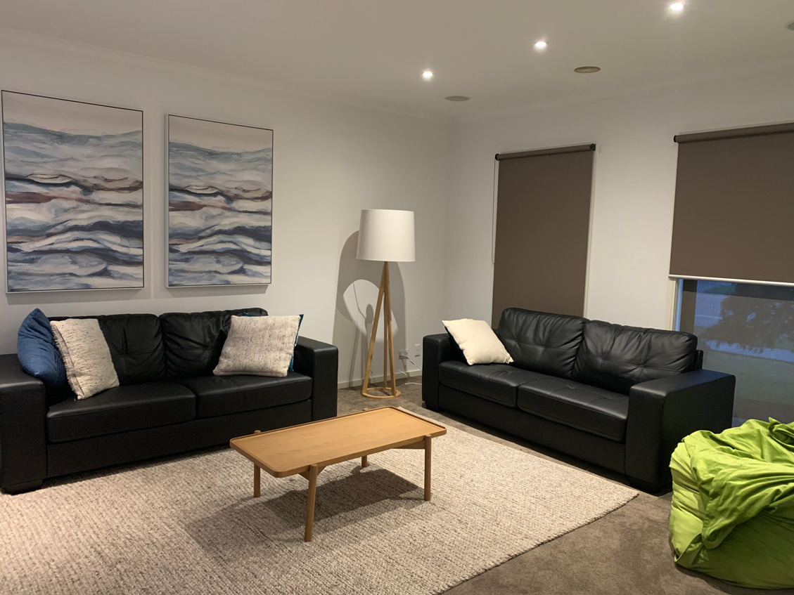 1-Bedroom available in a house with two male residents 45+ — Home image 6