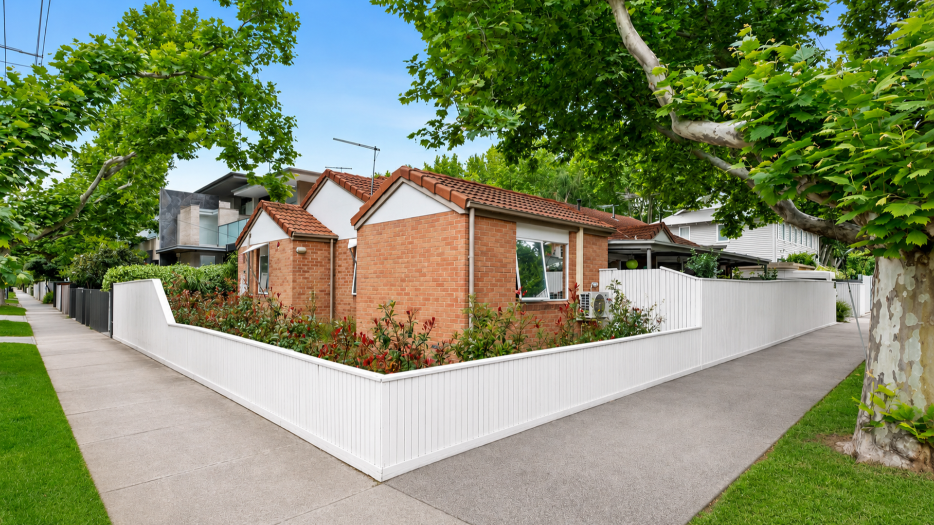 Stylish, relaxed supported independent living by the bay in Elwood in Elwood
