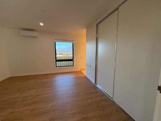 Modern 3-Bedroom HPS - Norah Street, St. Leonards TAS — Home image 3