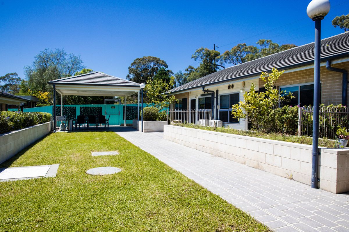Lovely and inviting purpose-built villa in North Ryde, Sydney — Home image 4