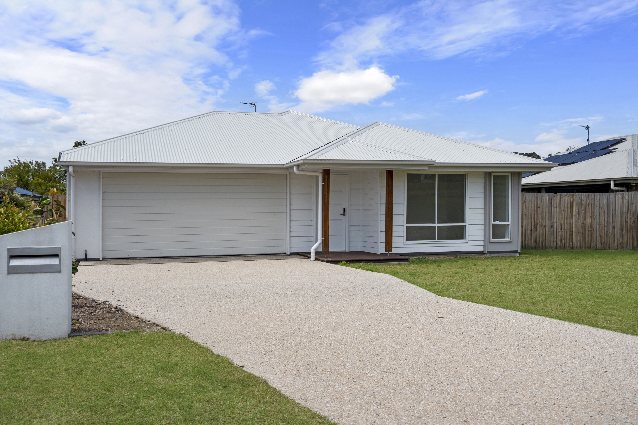 COTSWOLD HILLS, TOOWOOMBA QLD – ROBUST / IMPROVED LIVEABILITY HOUSE | CO-TENANT OPPORTUNITY in Cotswold Hills