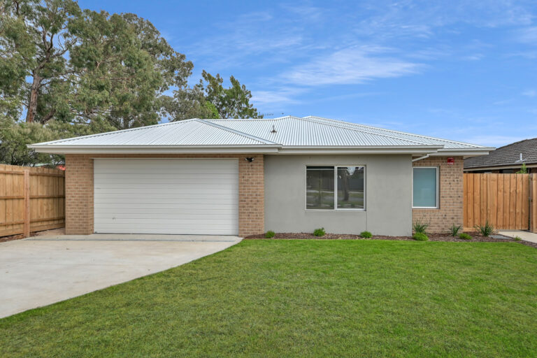 Cranbourne (Fairbairn Road) in Cranbourne