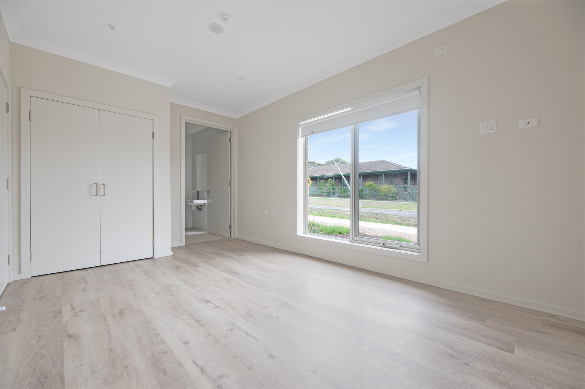 Sunbury (Gap Road) — Home image 9
