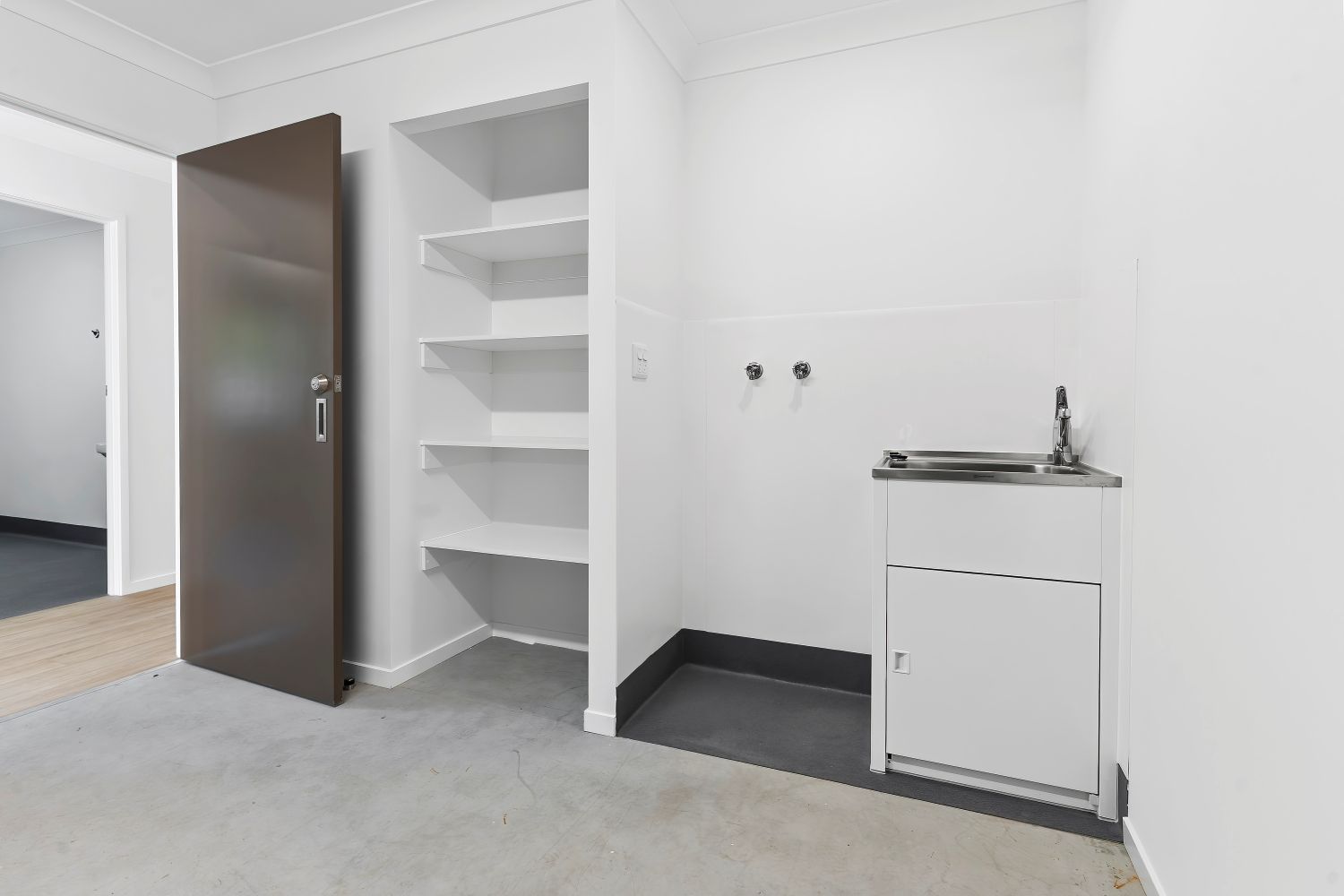 Urangan, Hervey Bay Qld - Robust Duplex (Villa Two) — Home image 16