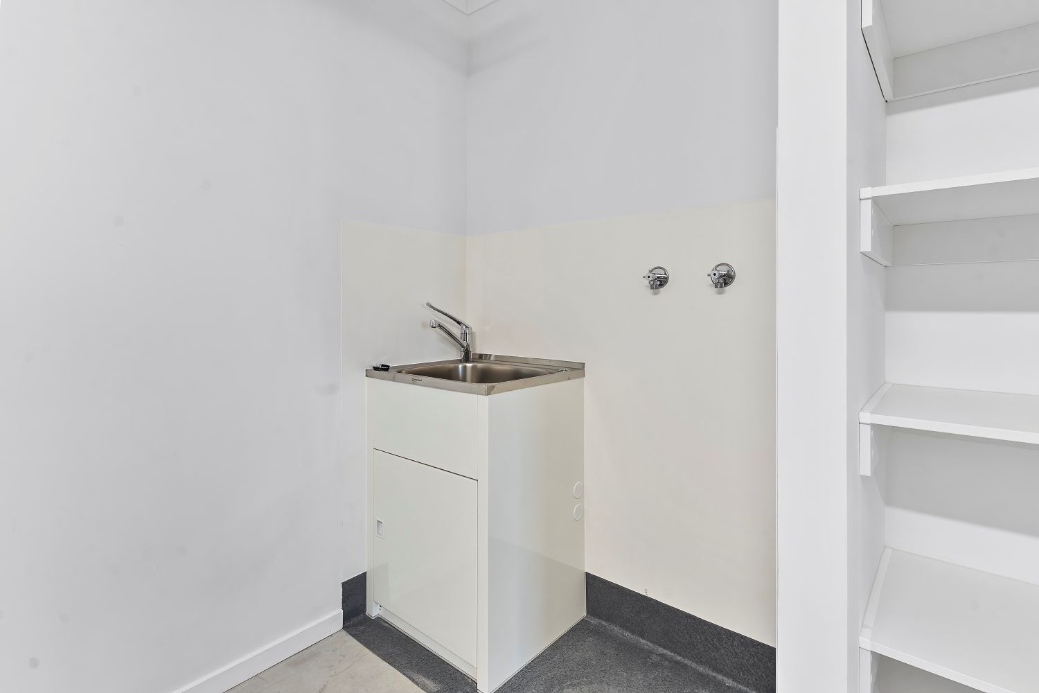 Urangan, Hervey Bay Qld - Robust Duplex (Villa Two) — Home image 21