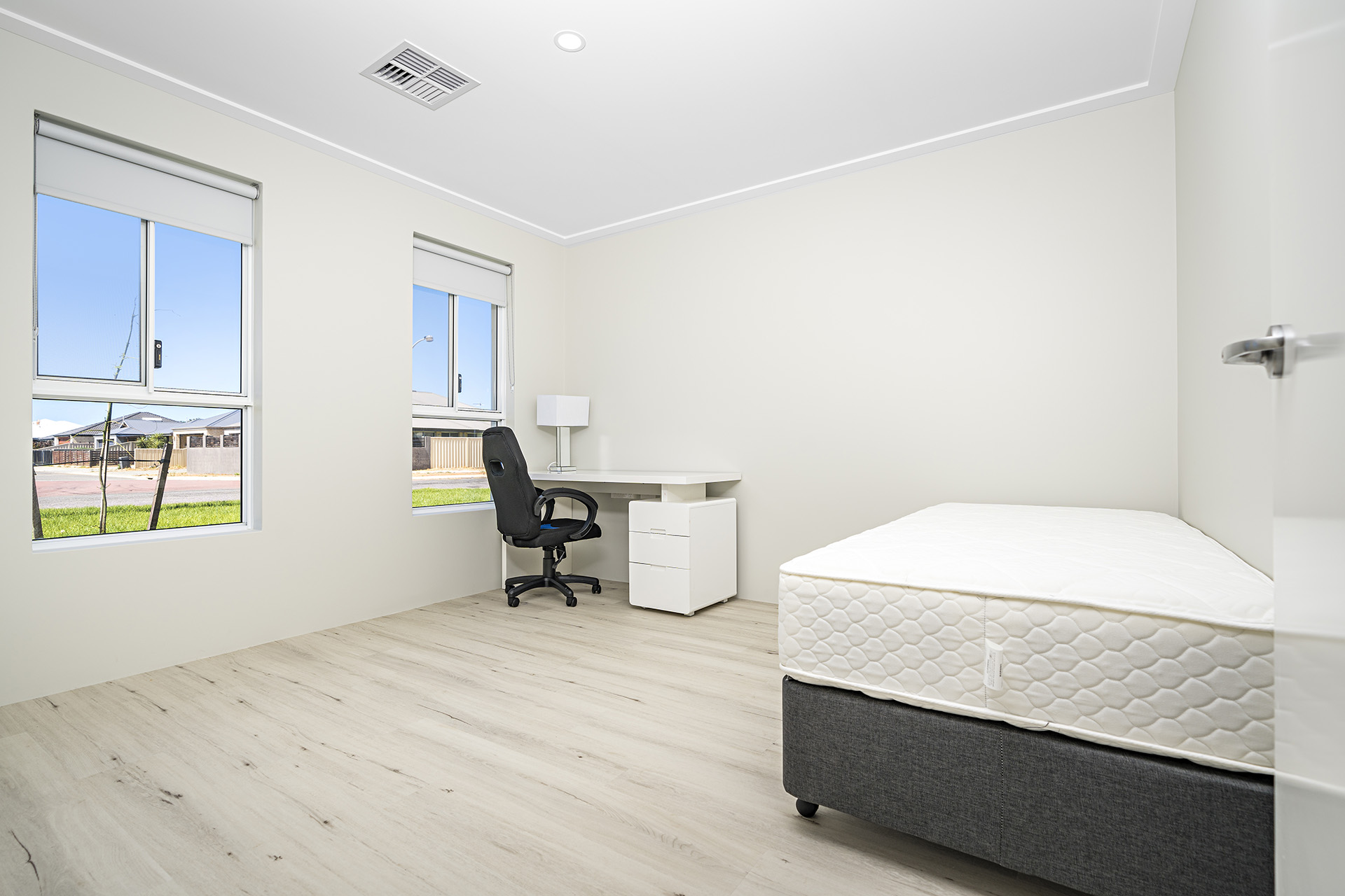 Architecturally designed SDA villa centrally located at West End Residences — Home image 16