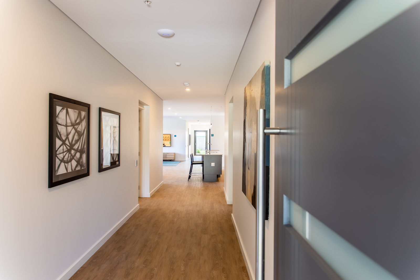 Choose how you live in this 3 Bedroom Home for Sharing with separate Villa. Disability Accommodation — Home image 2