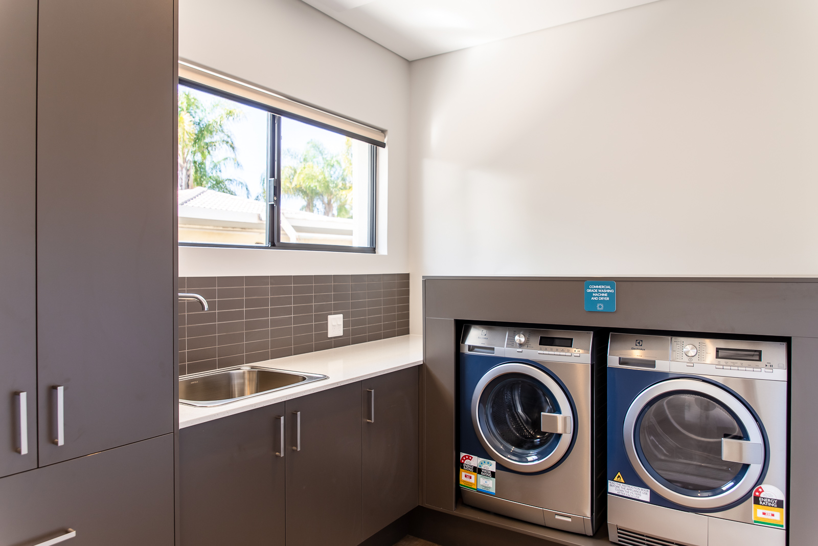 Choose how you live in this 3 Bedroom Home for Sharing with separate Villa. Disability Accommodation — Home image 3