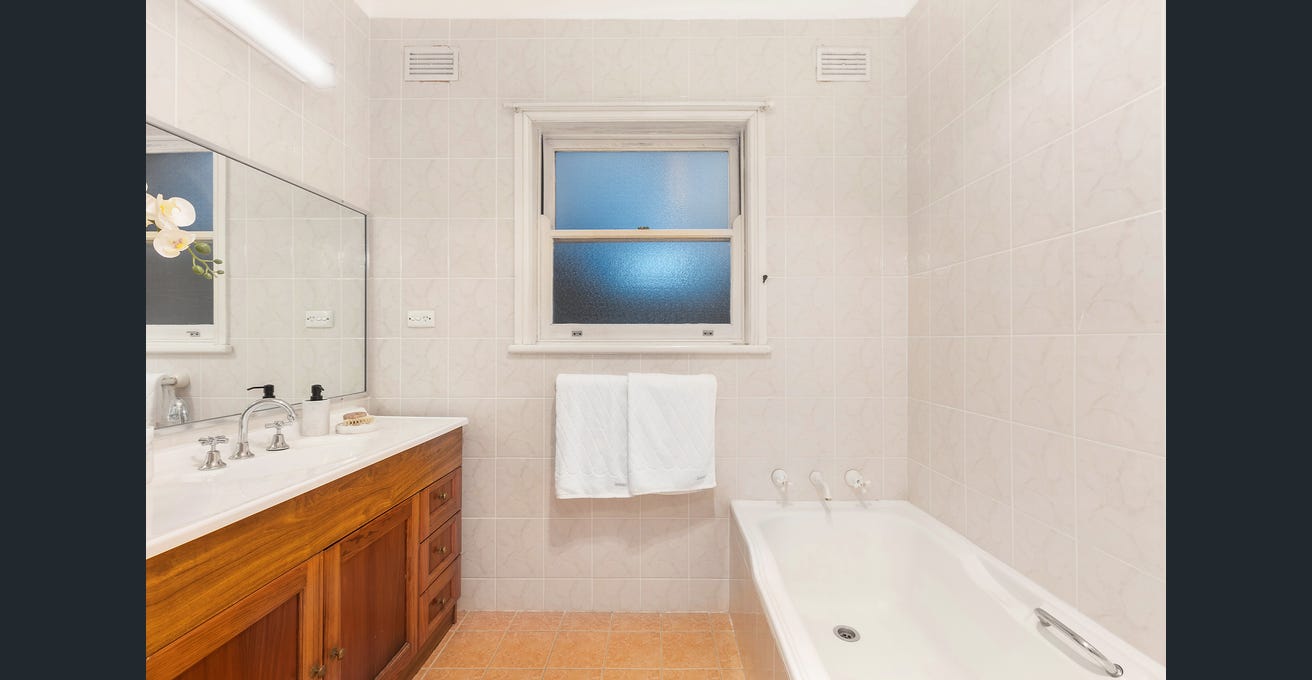 Private & Secure in the Hills — Home image 3