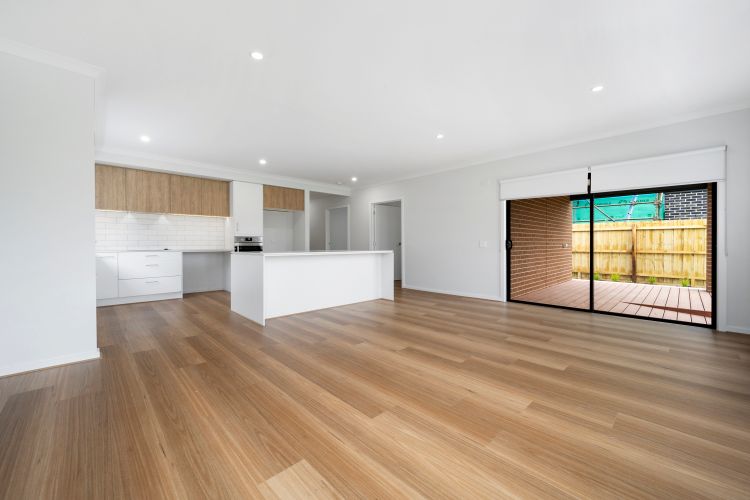 Spacious 3-Bedroom HPS Property - Jevon Street, Mambourin — Home image 7