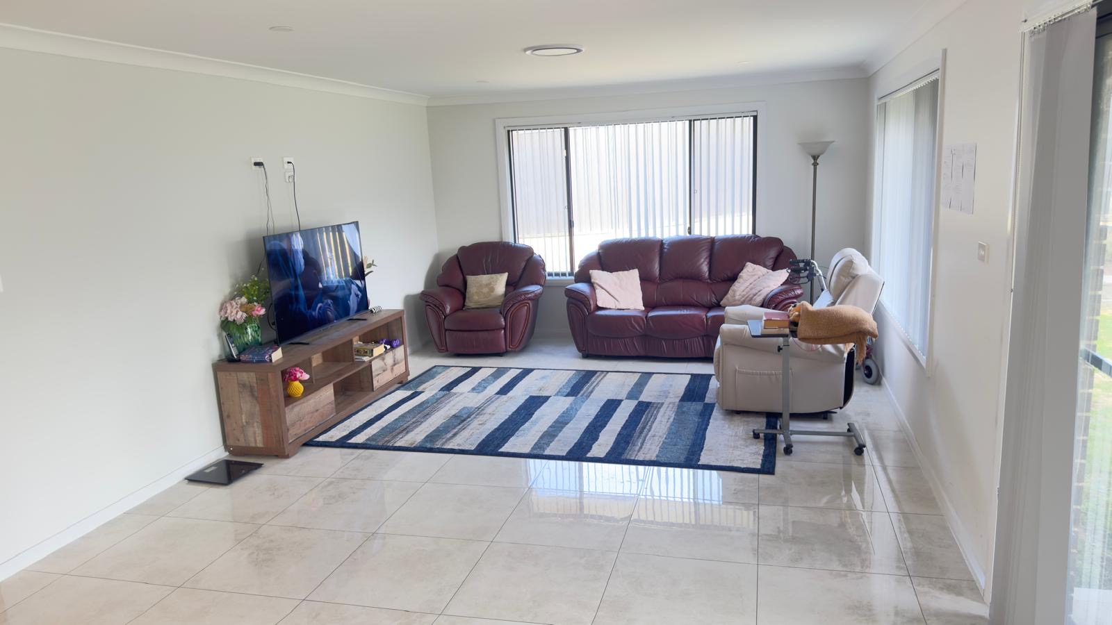 SIL — Home image 3
