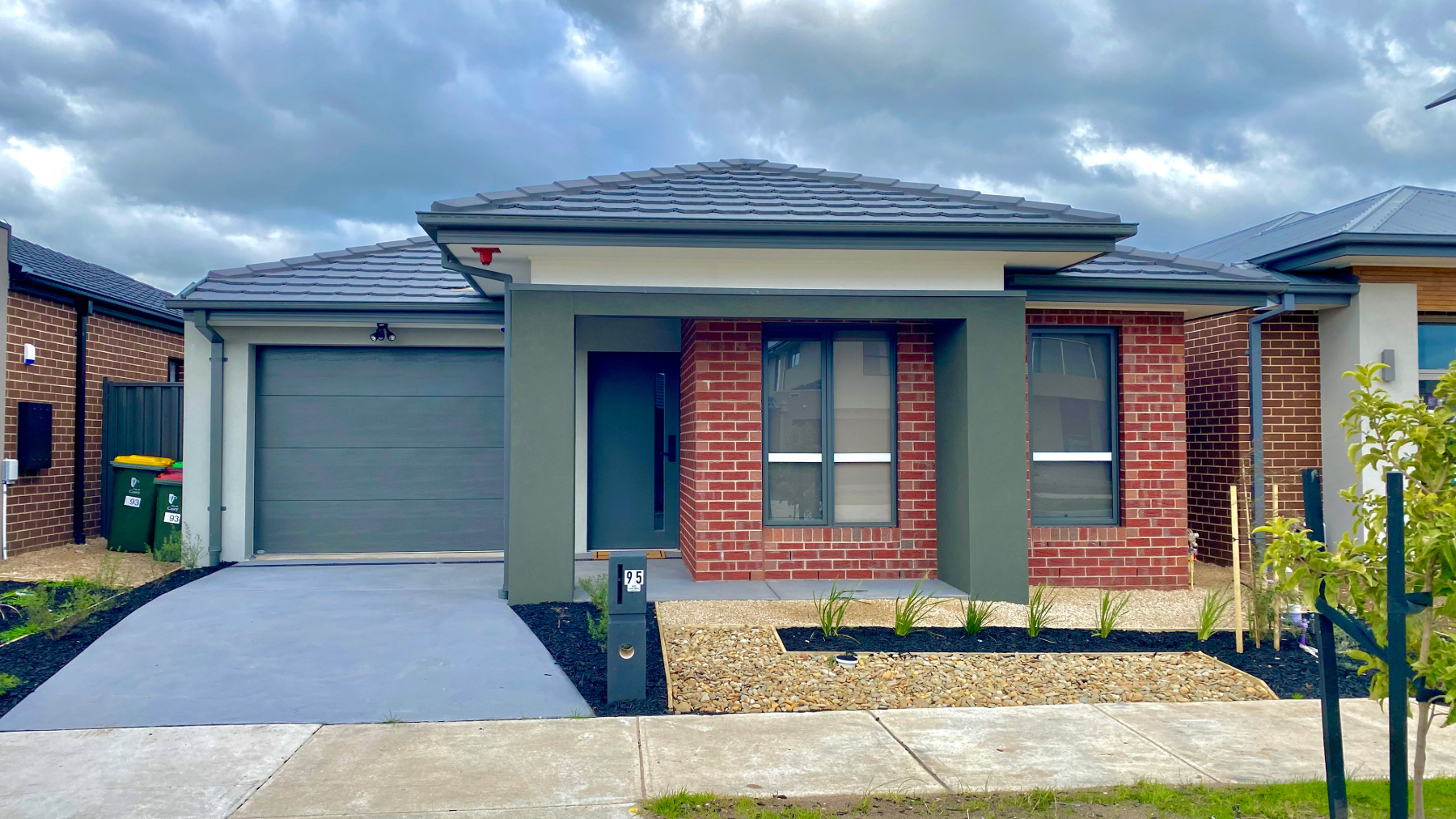 SDA IL 2 Bedroom House plus OOA Clyde, Vic 229 in Clyde