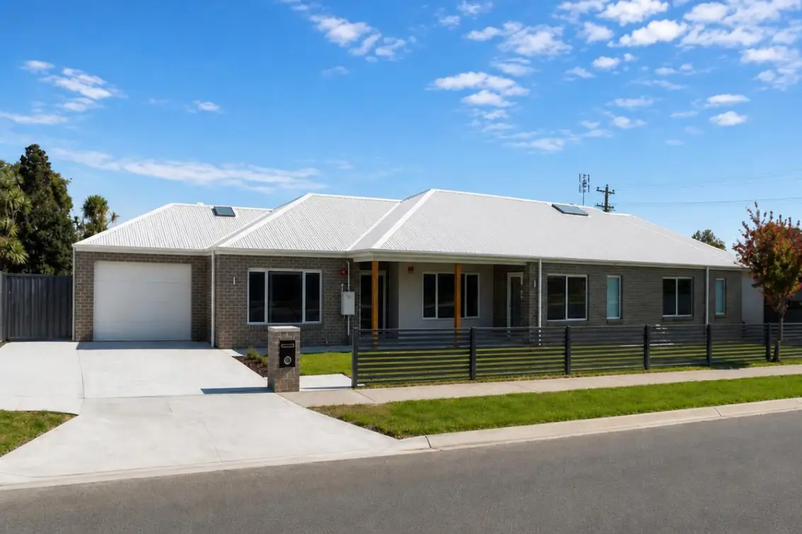 Morwell 11 | High Physical Support 3-Residents in Morwell