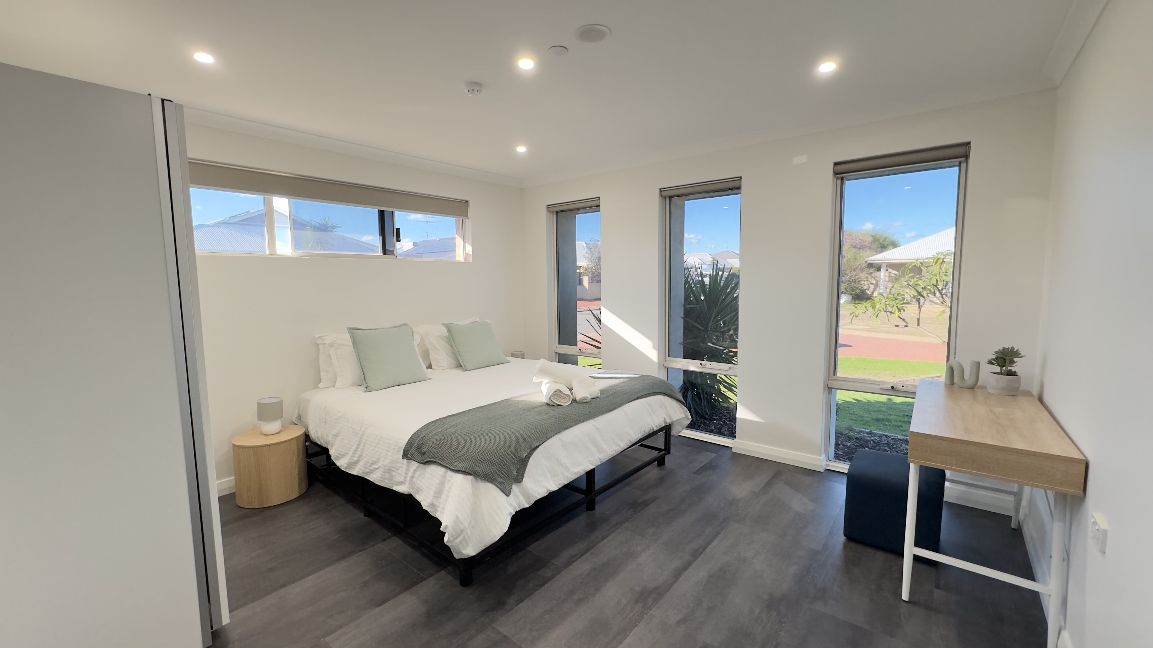 Fully Accessible SIL Home in Mandurah for STA/Respite, MTA, Longterm — Home image 7