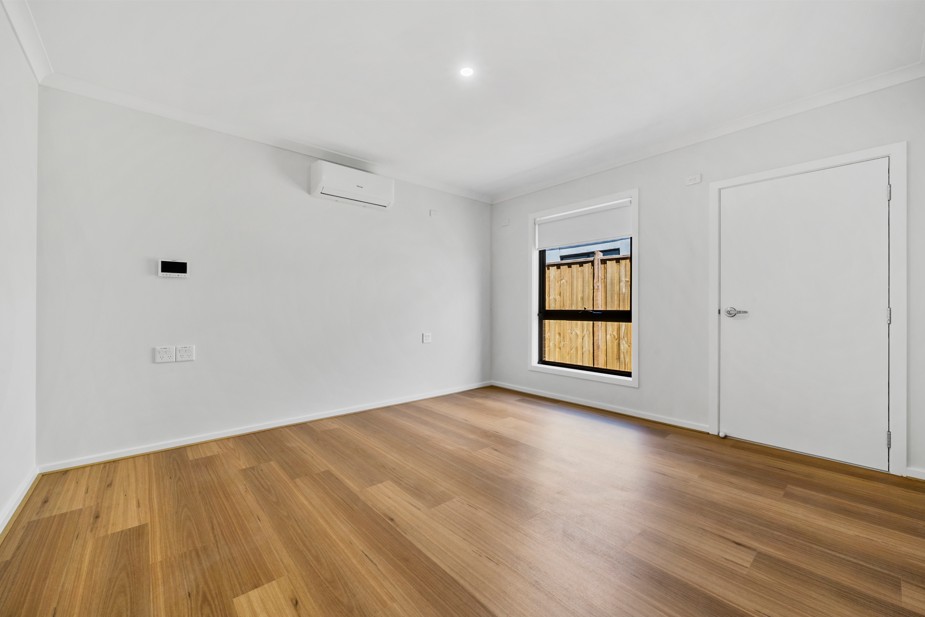 Farndale Drive, Lara, VIC 3212 – Accessible SIL Home with 3 Vacant Rooms — Home image 8