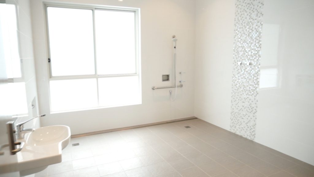 MODERN HPS HOME LOCATED IN MORRISET — Home image 5