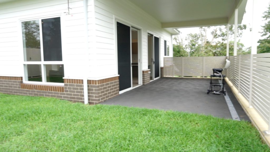 MODERN HPS HOME LOCATED IN MORRISET — Home image 6