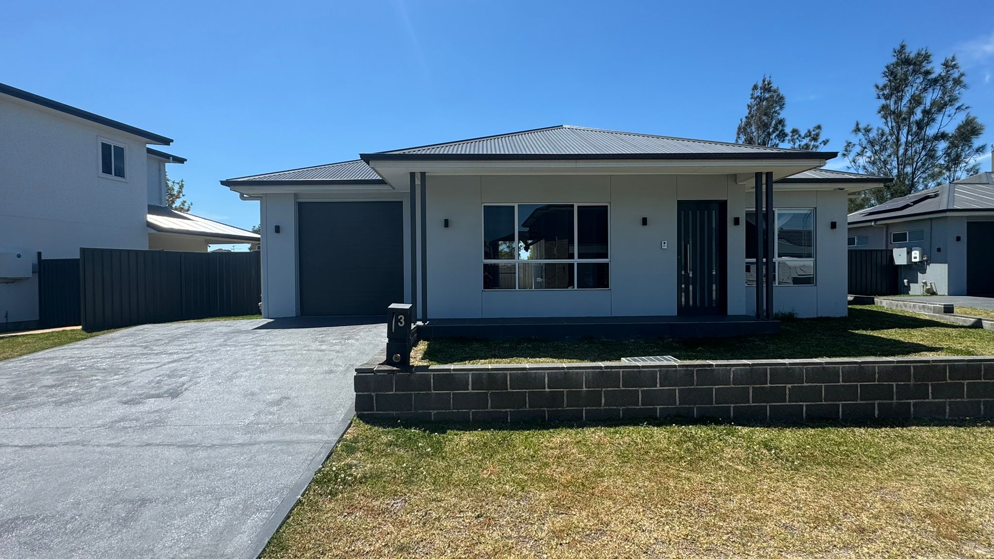 2 Bedroom ROBUST SDA in the heart of Windsor in South Windsor