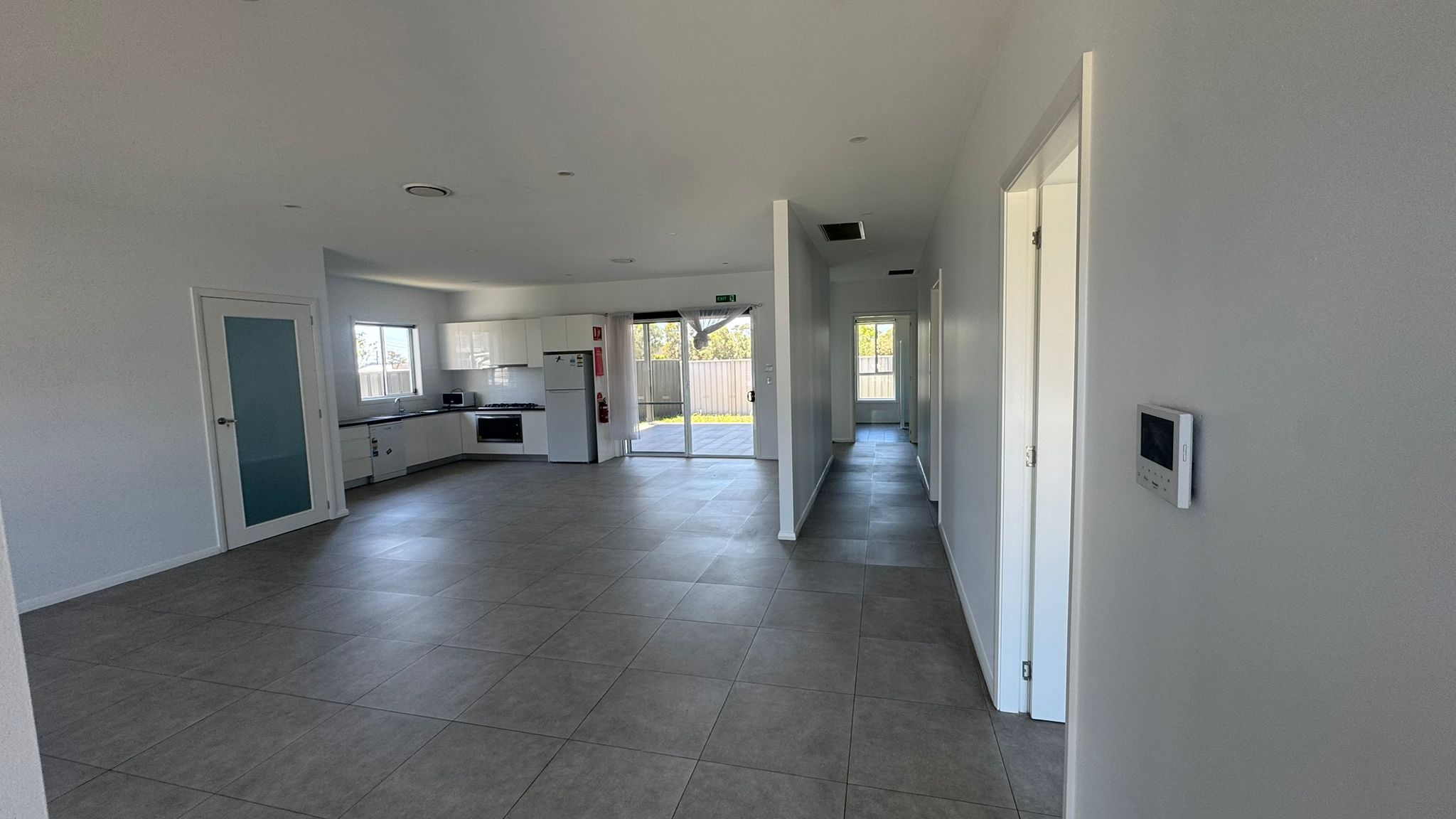 2 Bedroom ROBUST SDA in the heart of Windsor — Home image 2