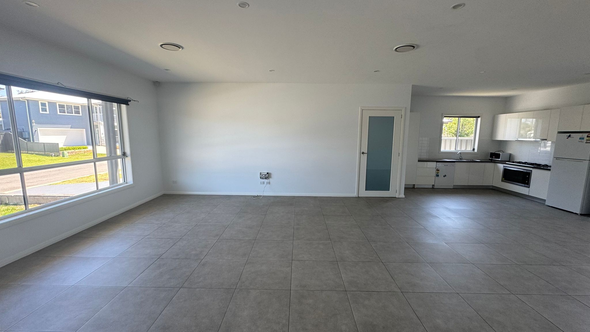 2 Bedroom ROBUST SDA in the heart of Windsor — Home image 7