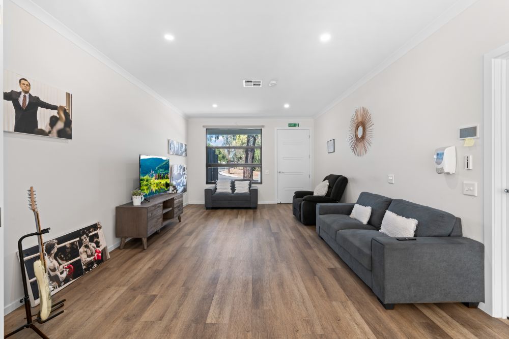 Beautiful High Physical Support SDA Home in Para Hills — Home image 8