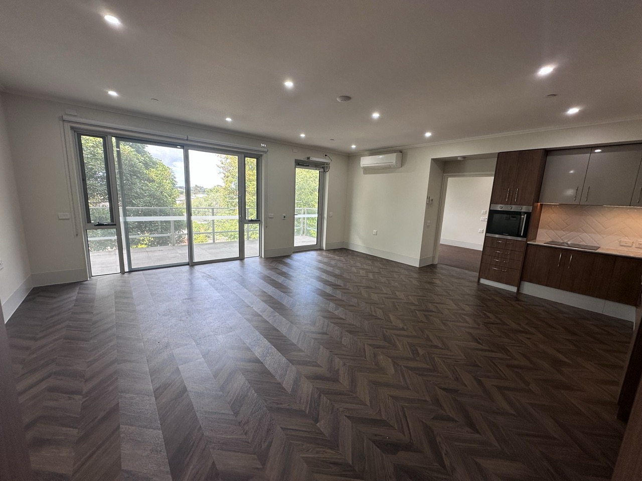Single Resident Two Bedroom Apartment - SDA HPS / FA / IL & MTA available in Doncaster