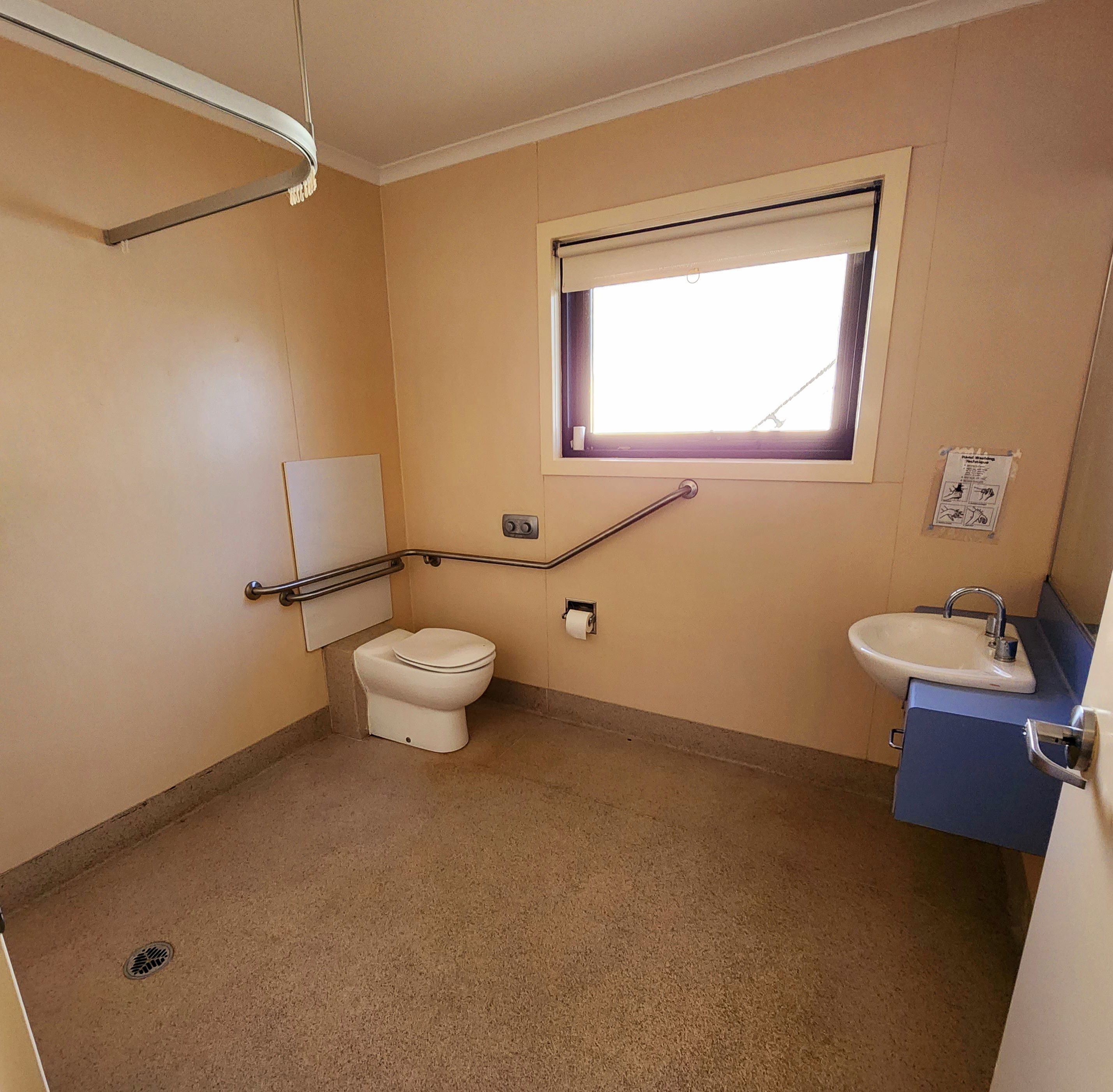 One bedroom unit in Lakes Entrance — Home image 5