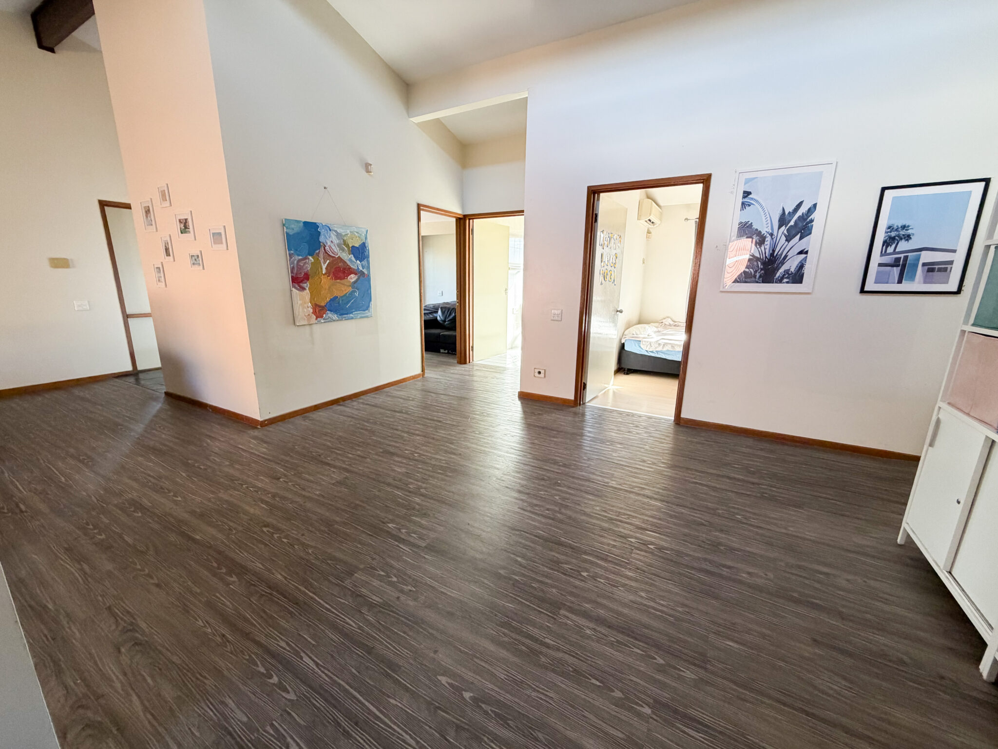 Modern light filled home — Home image 6