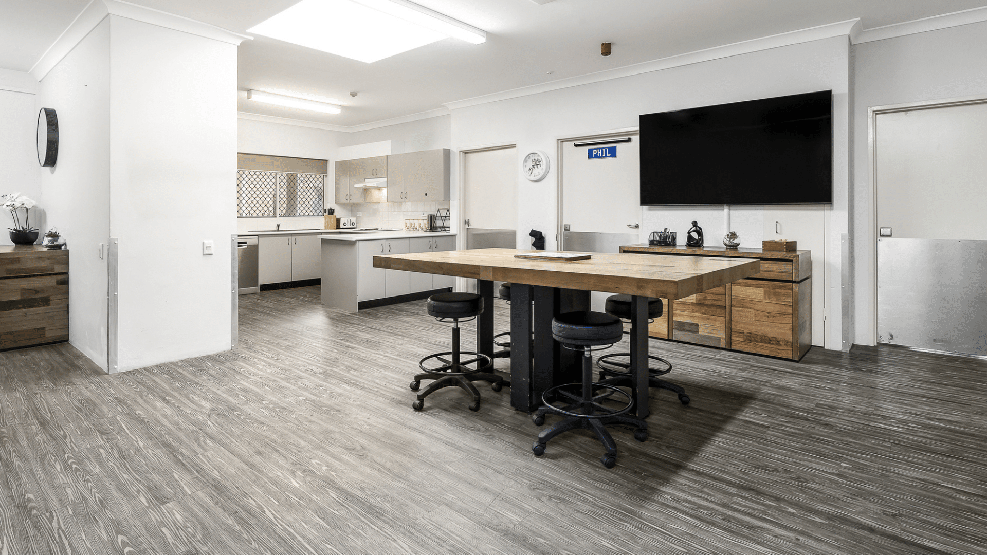 Chester Hill – Private unit within shared all male home — Home image 3