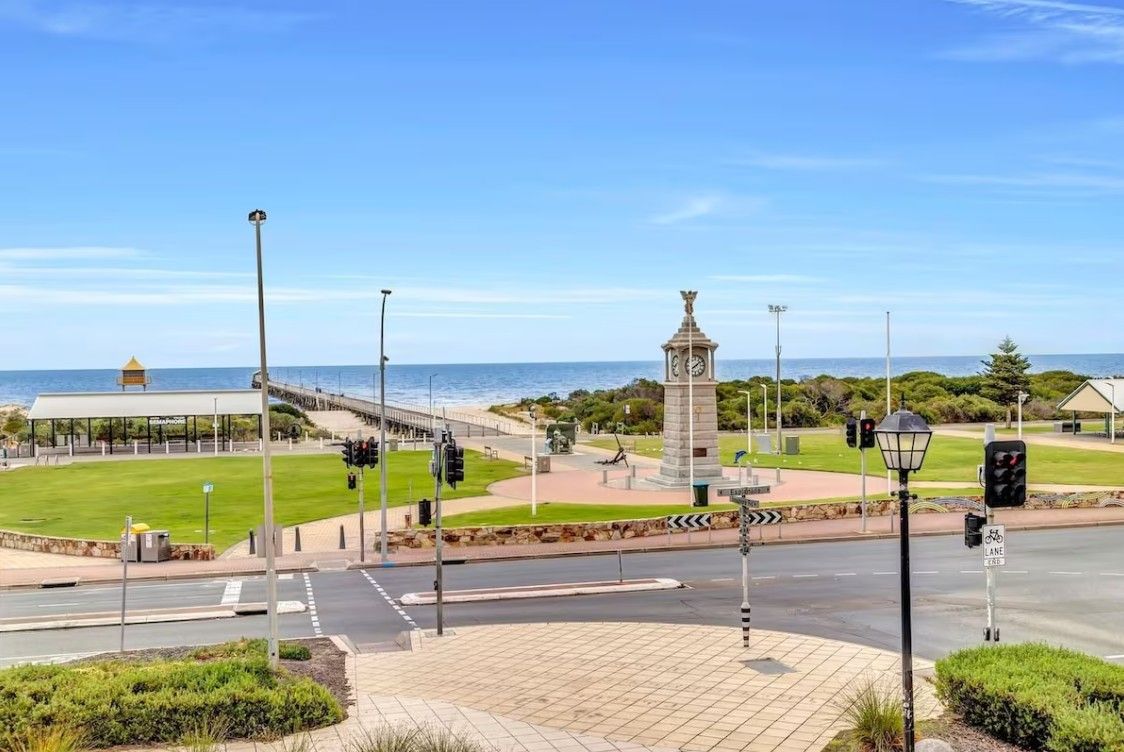 Seaside living, available in June 2026 - 2 new builds coming soon to Semaphore! — Home image 4