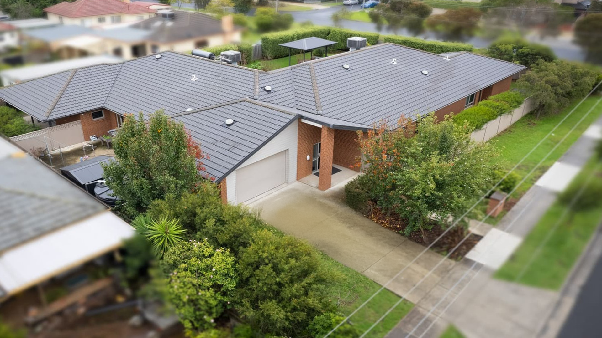 Contemporary, purpose-built living with SDA design category ‘Fully Accessible’ in Hadfield