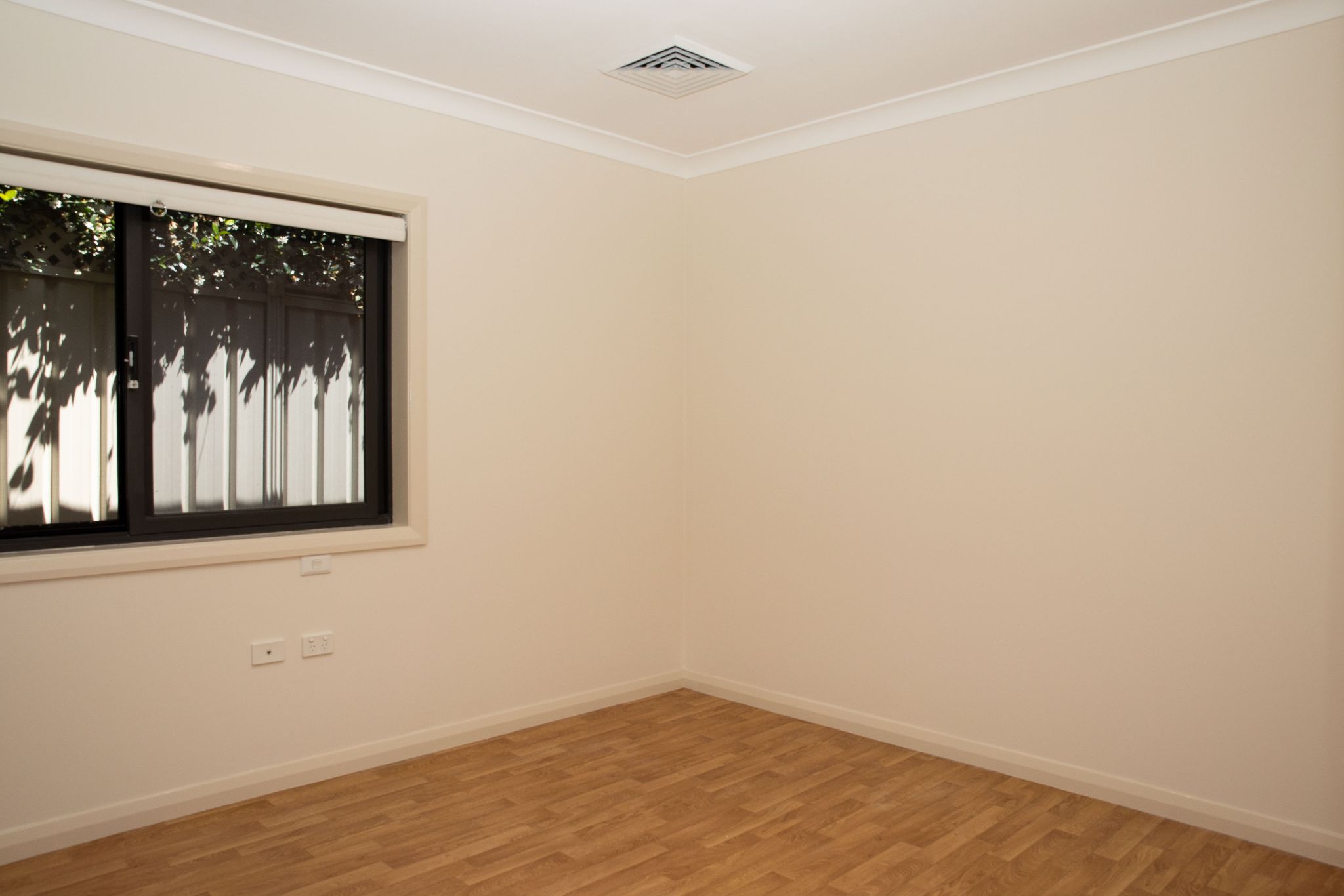 Self-contained villa in perfect location only minutes’ drive to Charlestown — Home image 6