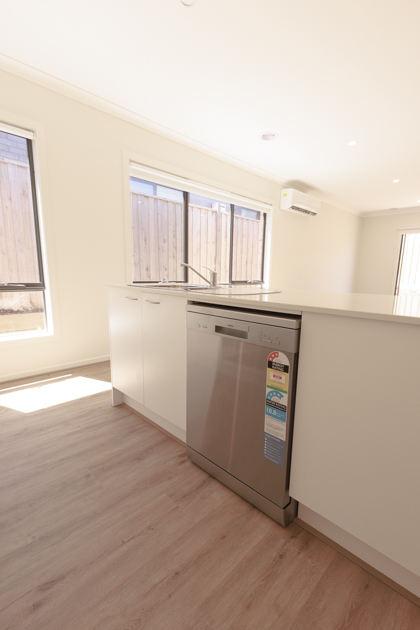 BRAND NEW IMPROVED LIVEABILITY HOME, 3 RESIDENTS WITH OOA — Home image 9