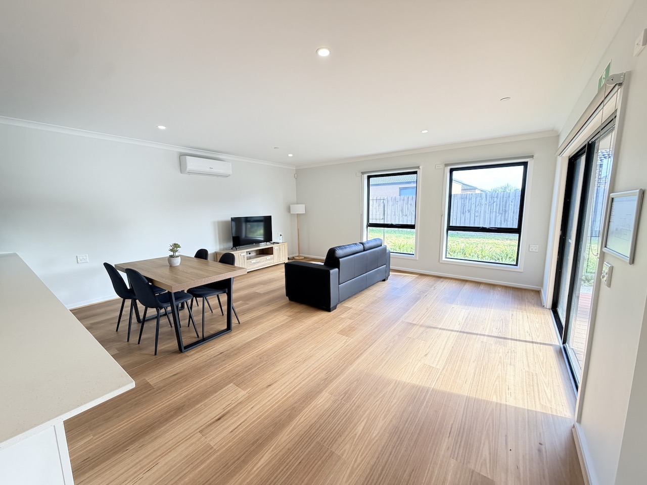 Spacious & Light-Filled 2 + OOA HPS Home with Room Available in Armstrong Creek