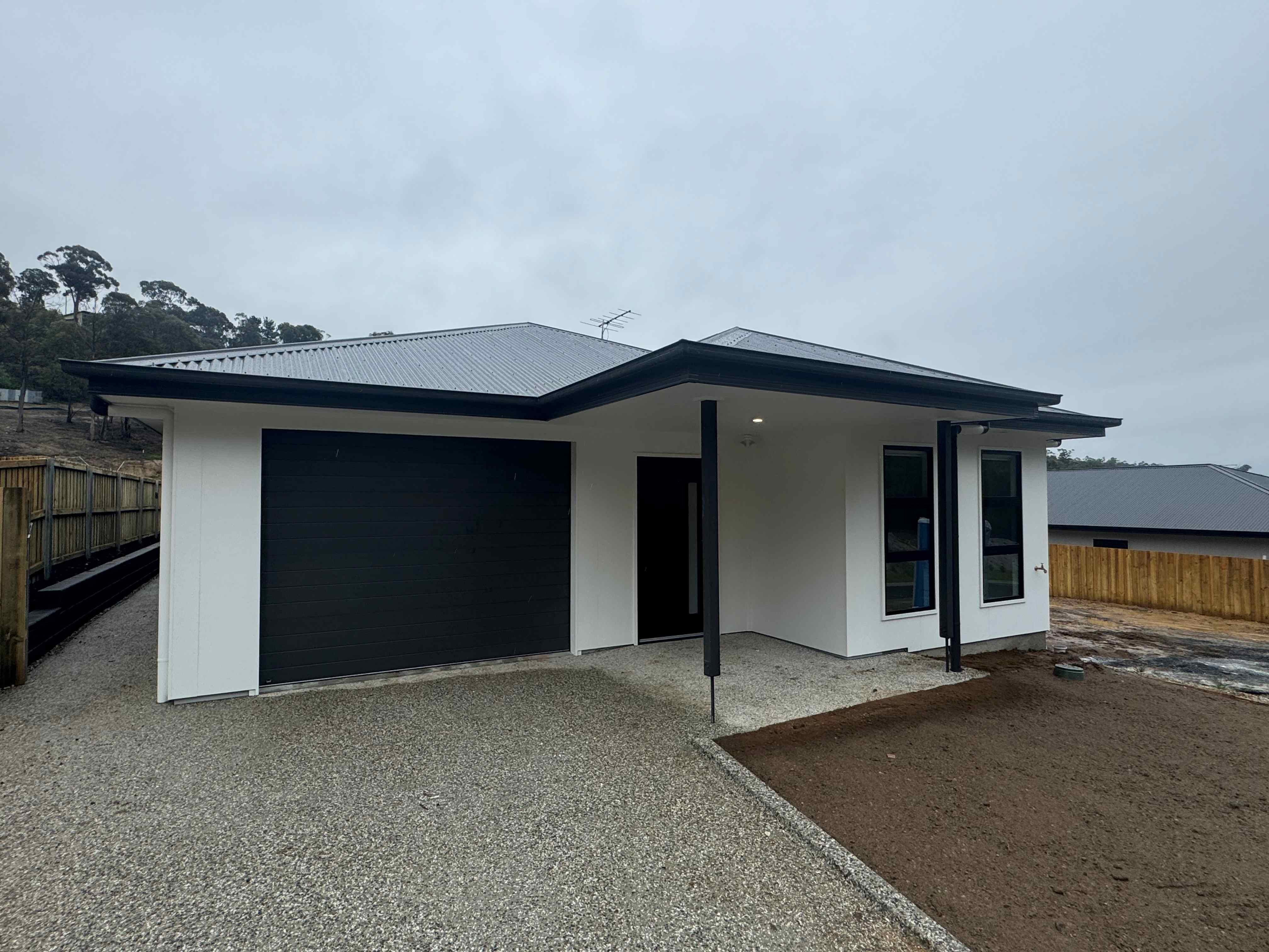 Claremont – 1 Vacancy in Claremont