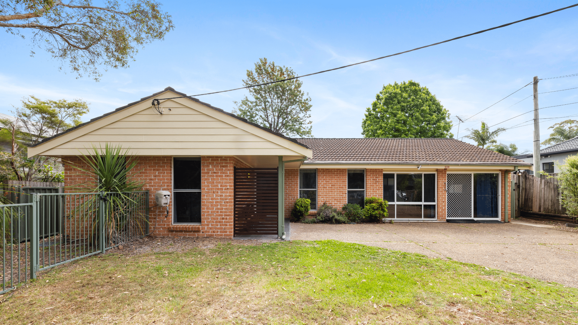 Hornsby Heights – shared 5-bedroom all male home — Home image 2