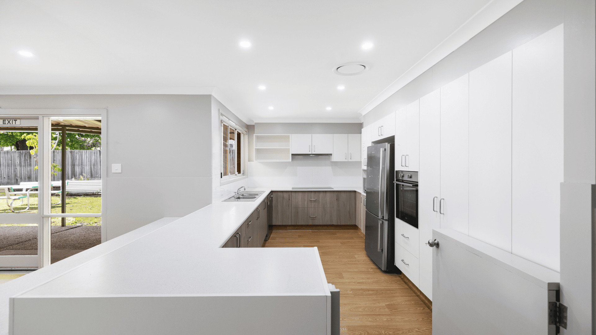 Hornsby Heights – shared 5-bedroom all male home — Home image 4