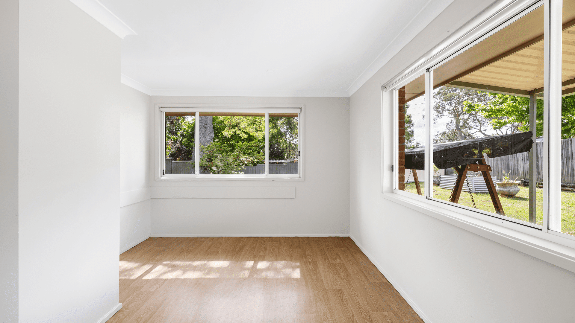 Hornsby Heights – shared 5-bedroom all male home — Home image 9