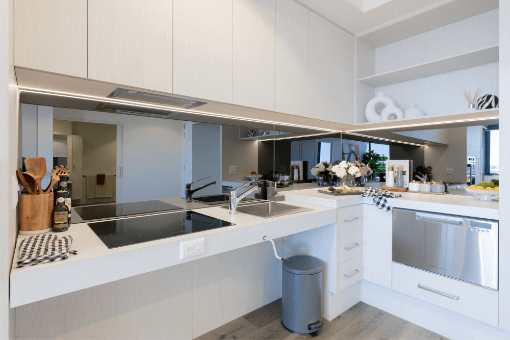 6 MONTHS RENT FREE* - Limited Time - LIVERPOOL - 2 BED Apartment — Home image 5