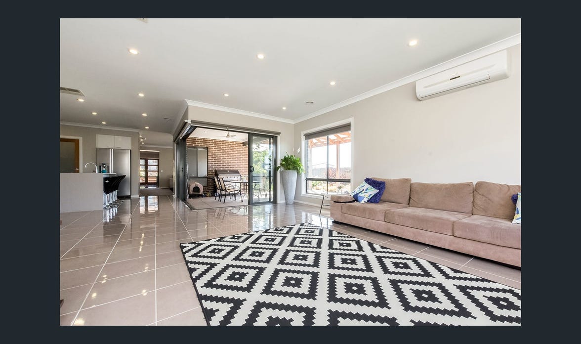 Woolondoon Drive, Highton – Accessible SIL Home with 3 Vacant Rooms in Highton