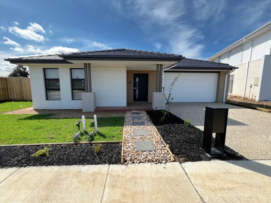 Armstrong Creek - Robust 2 bedroom +OOA available now — Home image 2