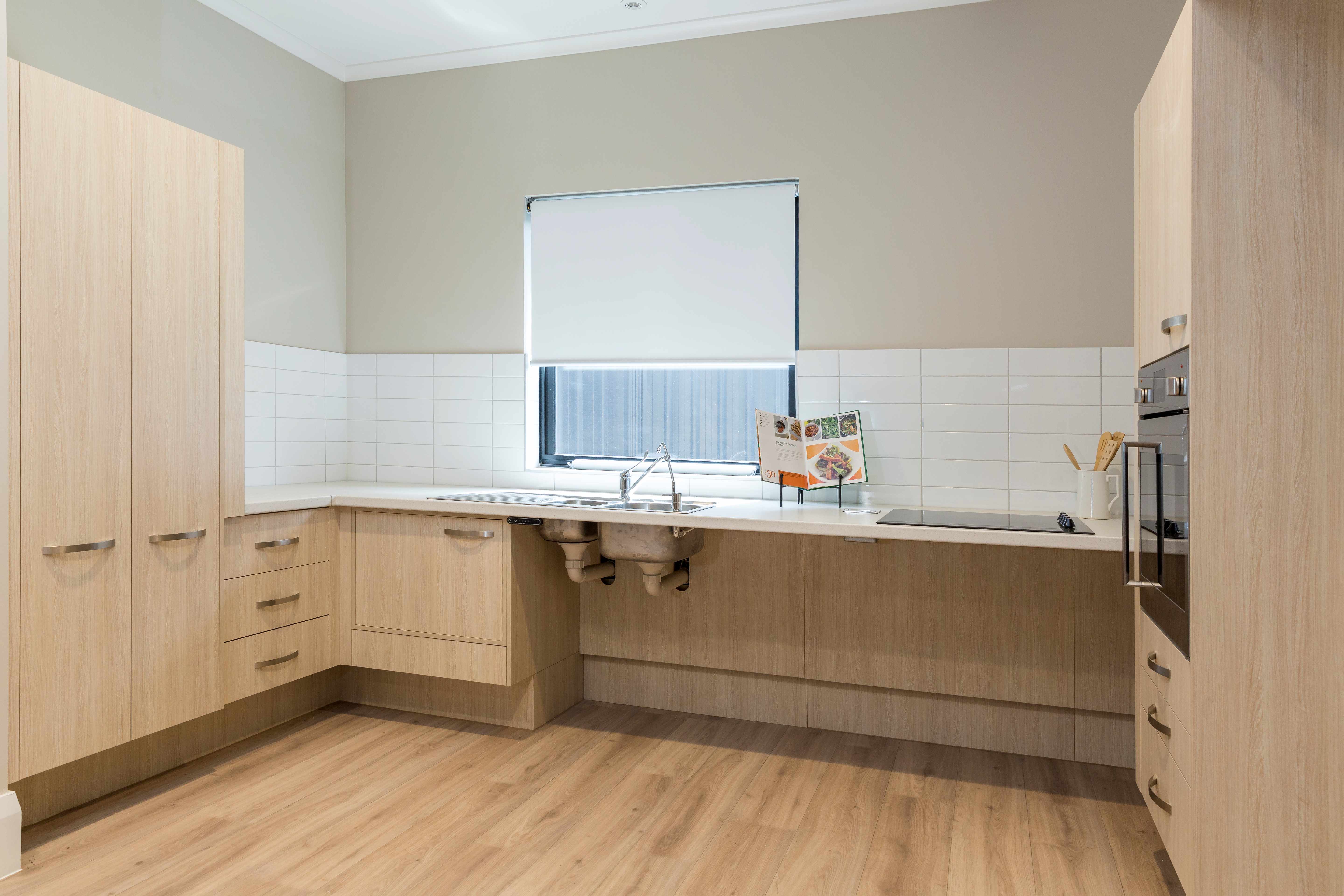 Single-Occupancy Whole 2 Bedroom Villa in Salisbury — Home image 4