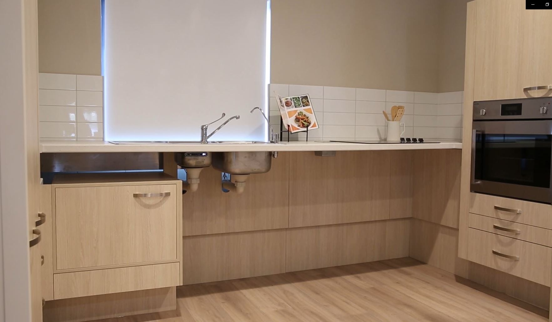 Single-Occupancy Whole 2 Bedroom Villa in Salisbury — Home image 5