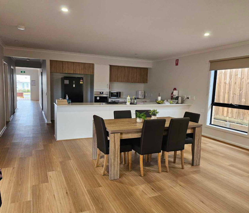 Manor Lakes, VIC — Home image 2