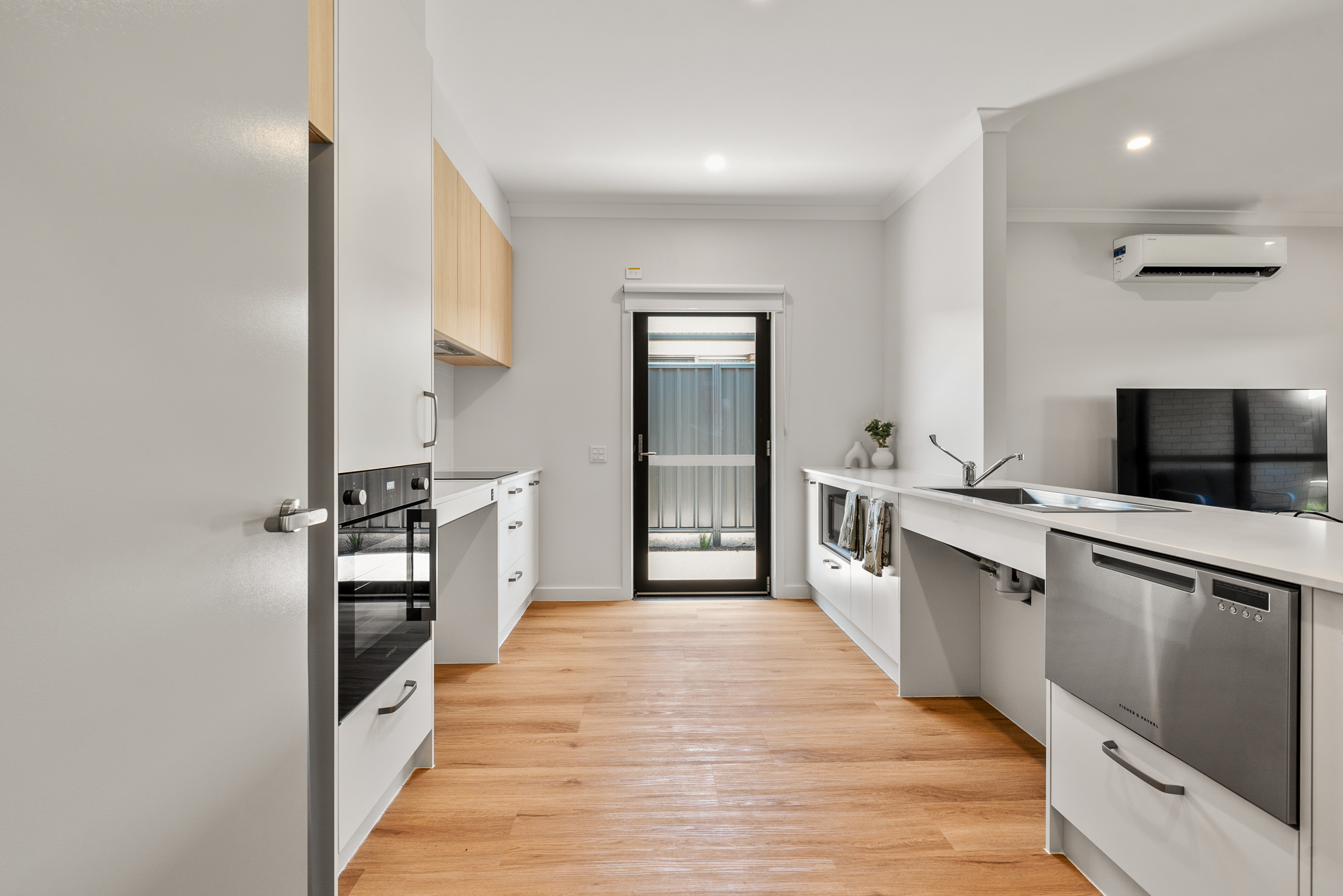Murray Bridge — Home image 6