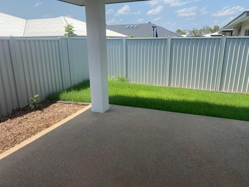 4 BR High Physical Support Home with 2 Living Areas & OOA Room – Zuccoli — Home image 16