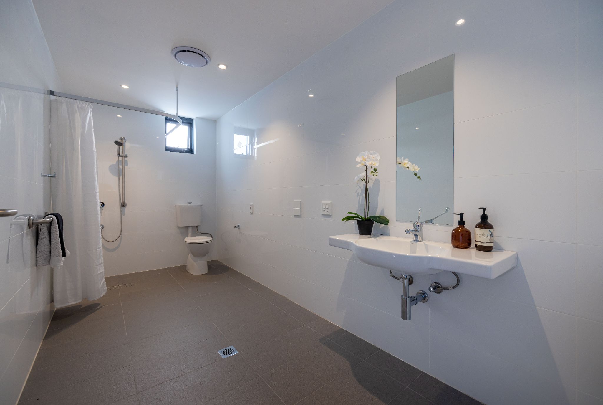 Auburn Apartments — Home image 7