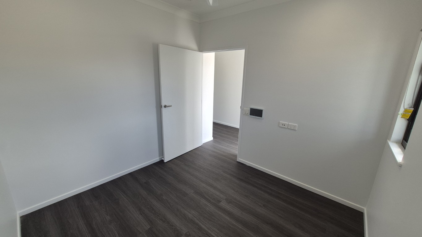 4BR High Physical Support Home with OOA Room – Shaw — Home image 6